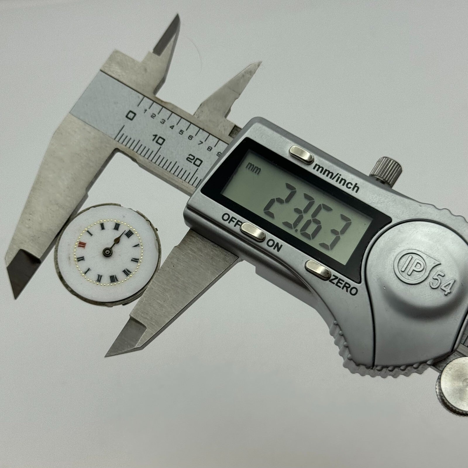 23.6mm Unidentified Porcelain Dial Trench Watch Movement Manual Wind FOR PARTS