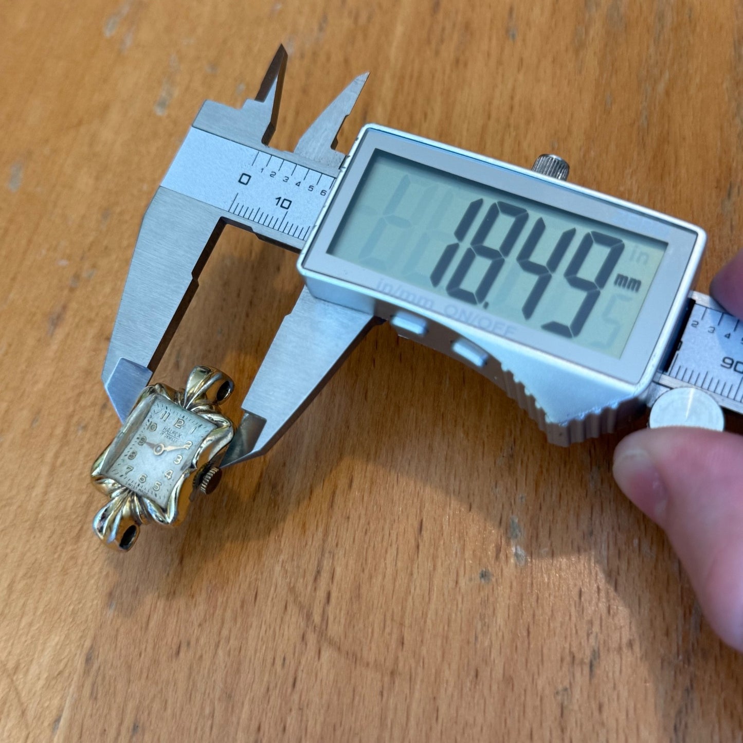 18mm Vintage Halpex 17 Jewels Swiss Aluminium Manual Wind Watch PARTS / REPAIR