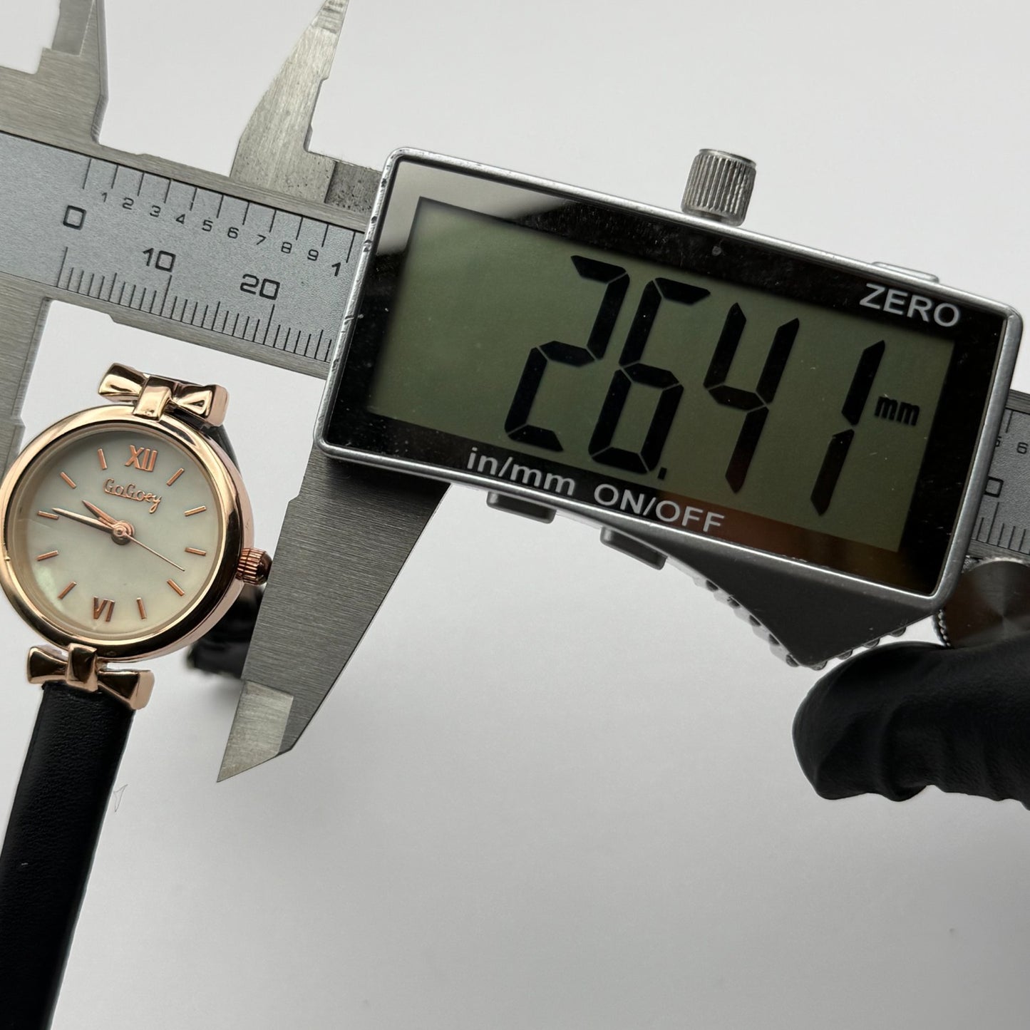 GoGoey Ladies Quartz Watch Mother of Pearl Dial Black Strap Working 24mm