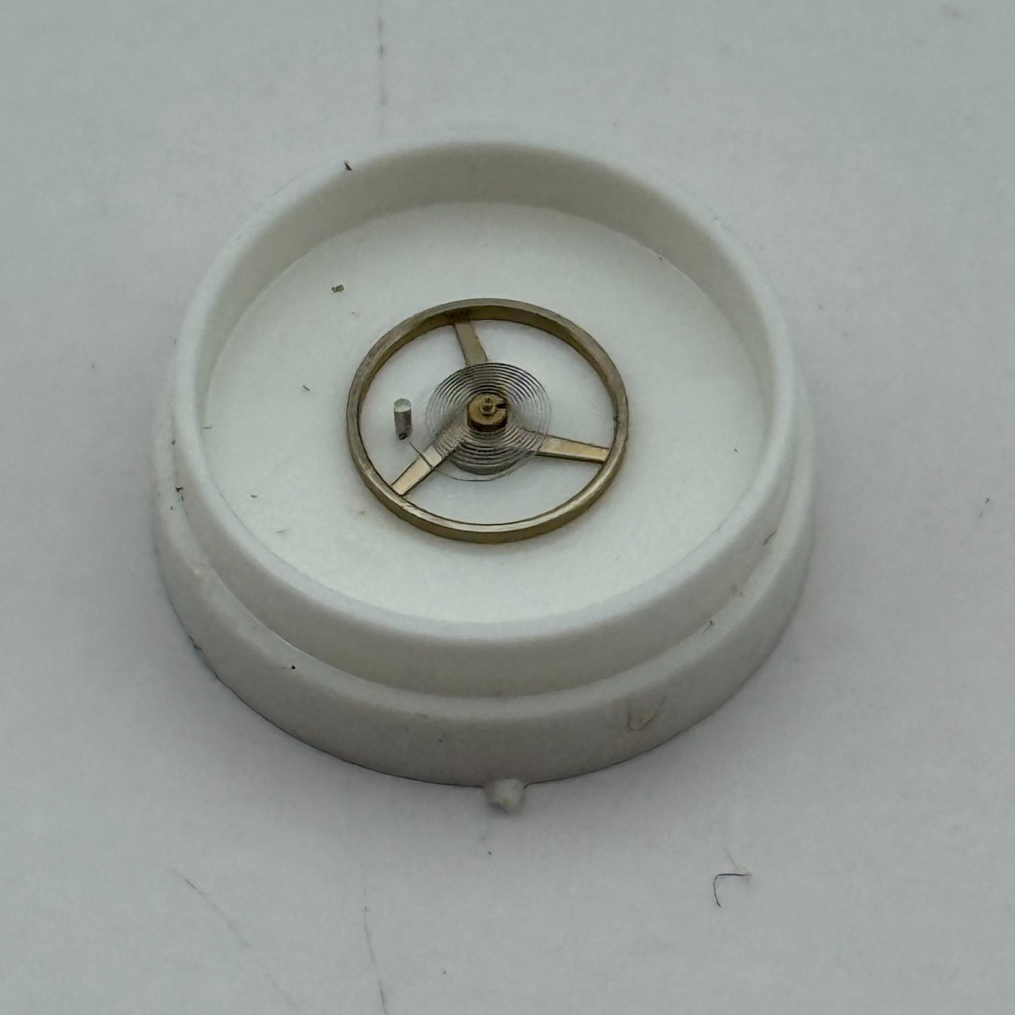 FEF 371 Balance Wheel Complete And Spring 6 3/4-8''' 1572 M Watch Movement Parts