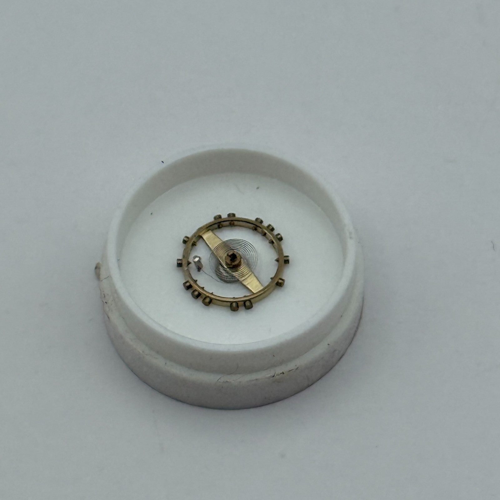 FEF 370 371 Balance Wheel Complete And Spring  176 Watch Movement Parts NOS