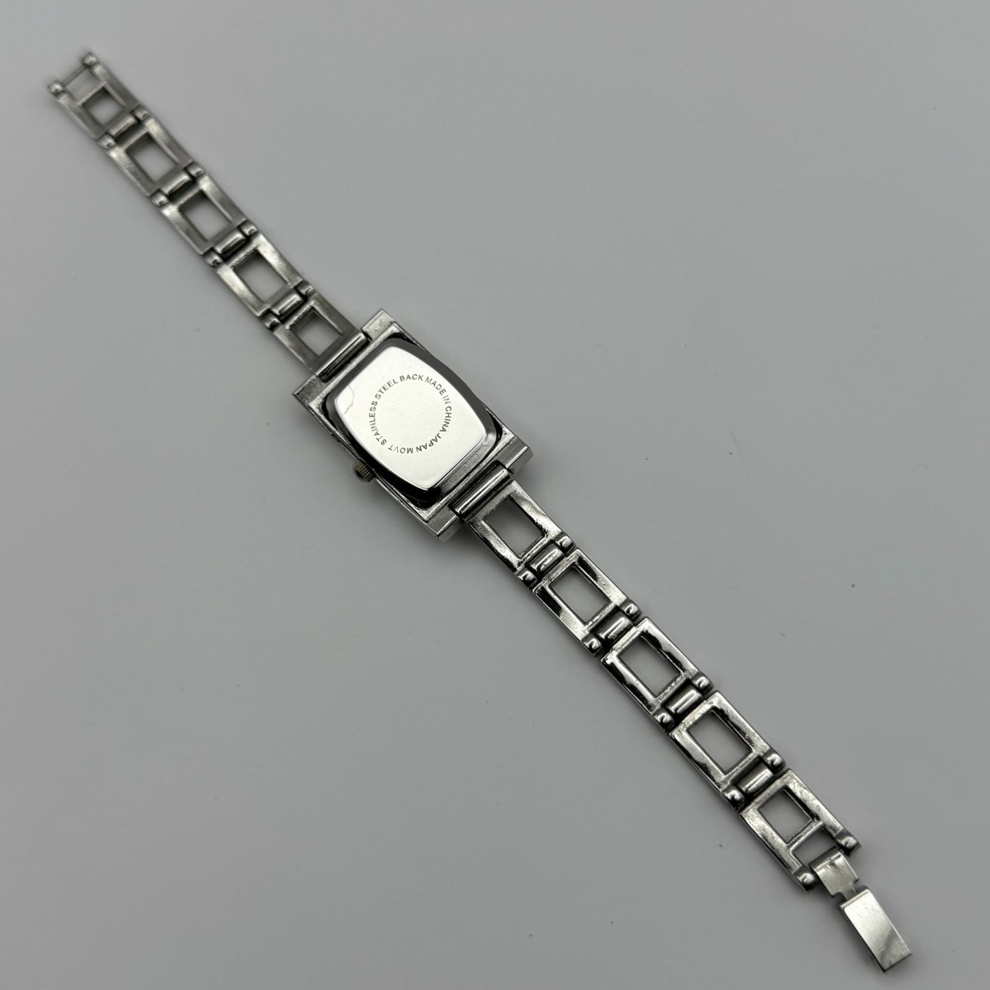 Louis Valentine Ladies Quartz Watch Purple Dial Silver Tone Japan Working 19mm