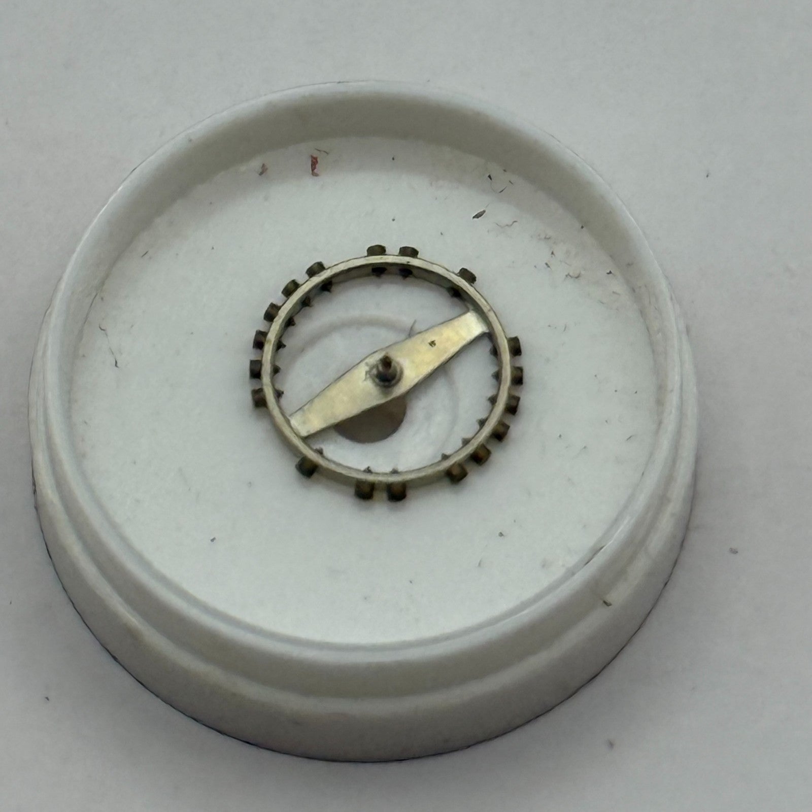 FEF 270 Balance Complete 5 1/4''' Renata 173 M Watch Movement Parts DAMAGED
