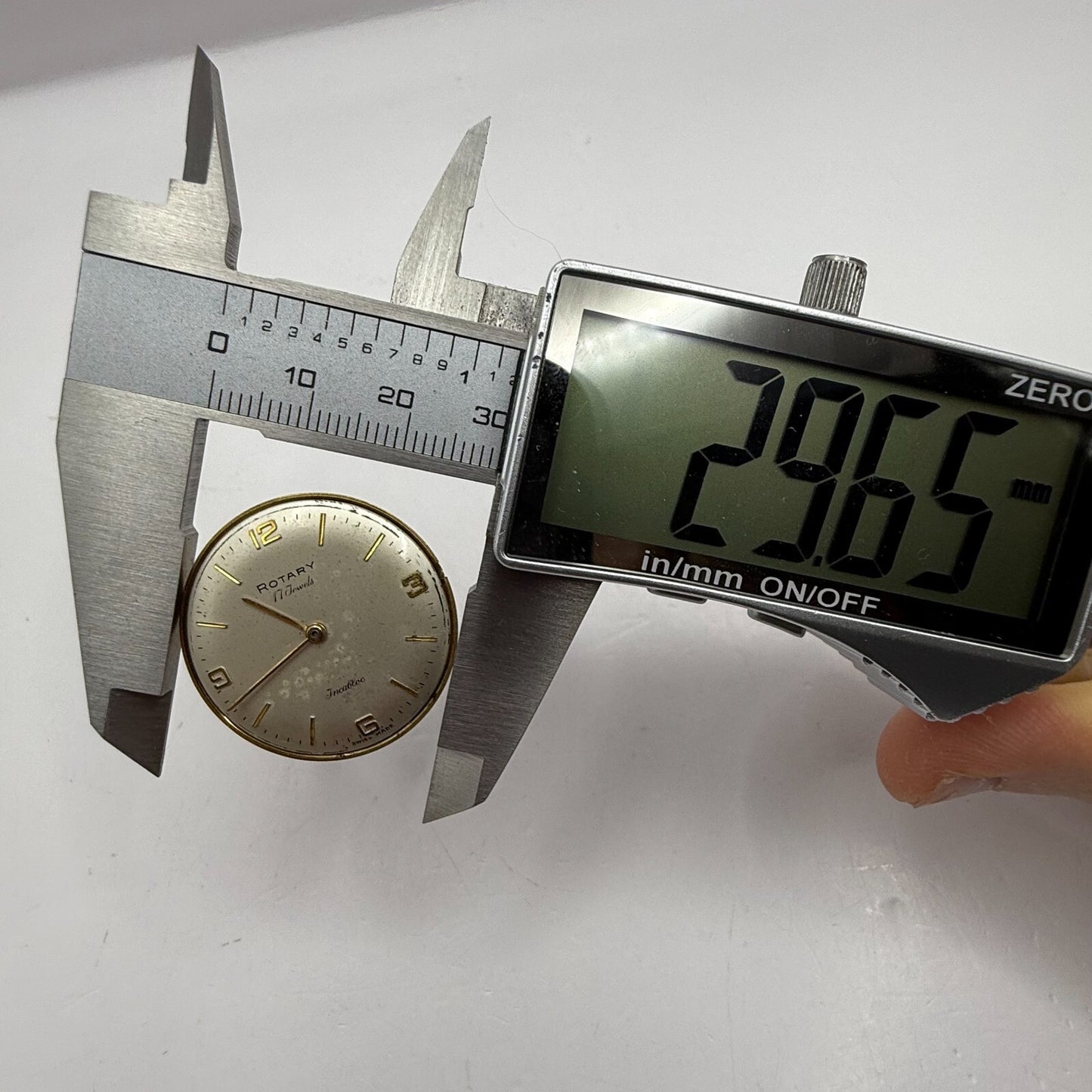 29.6mm Vintage Rotary FHF 72 Balance Ok Watch Movement PARTS REPAIR