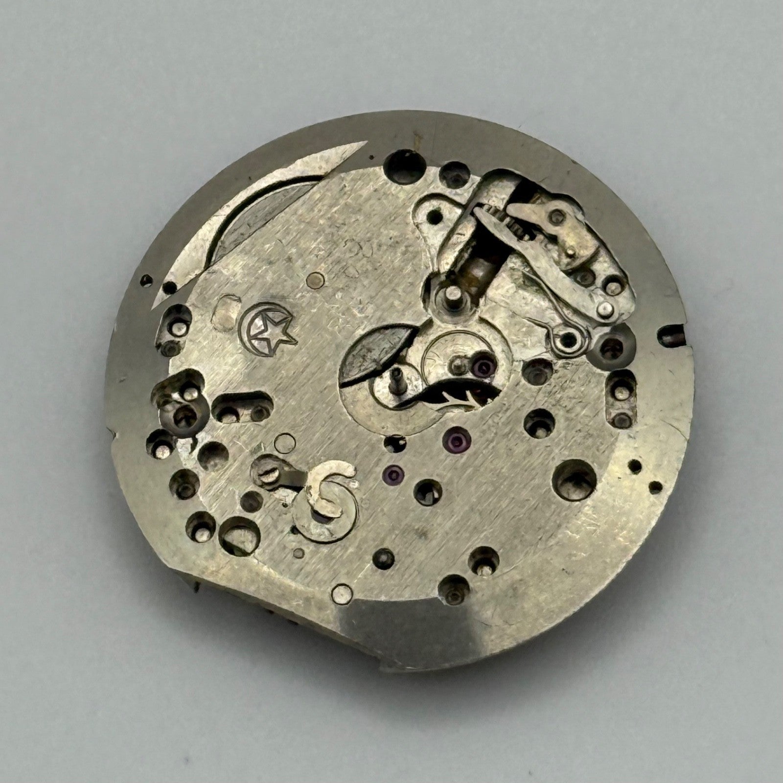 Phenix Cal 190 Watch Movement Manual Wind Vintage For Parts Or Repair 26mm