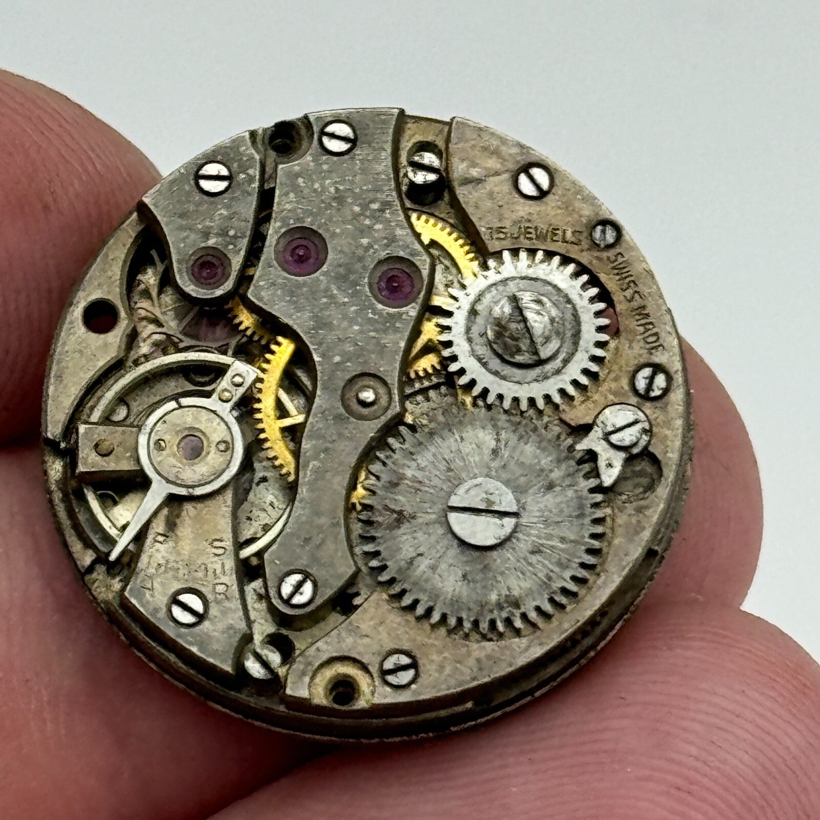 23.6mm Unidentified 15 Jewels Swiss Vintage Manual Wind Watch Movement PARTS