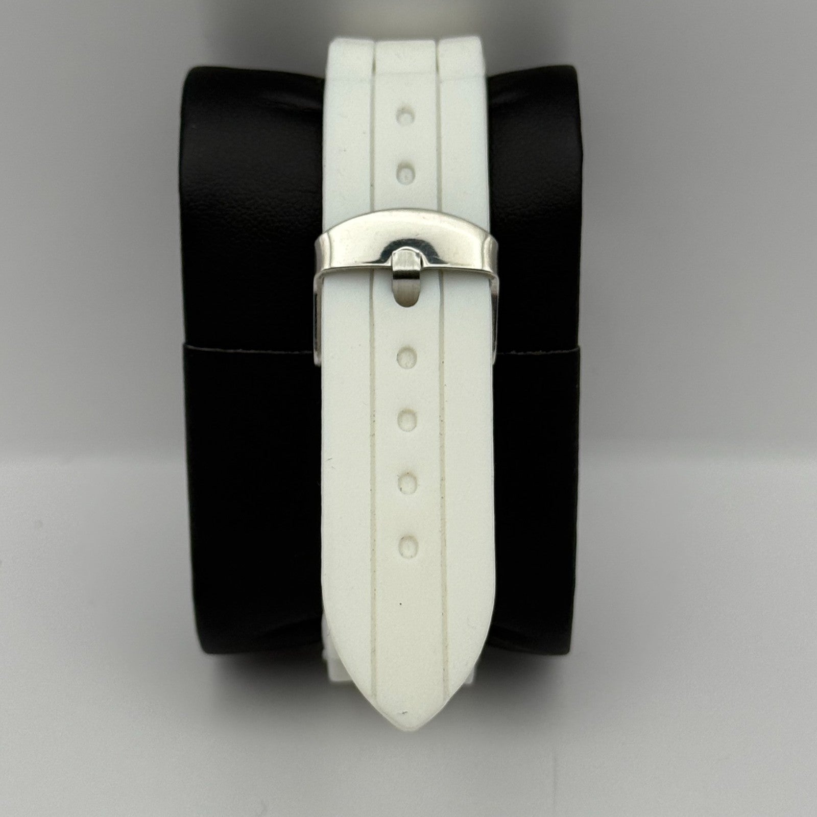 Ladies Fashion Quartz Watch Rhinestone Silver Tone White Strap Working 39mm