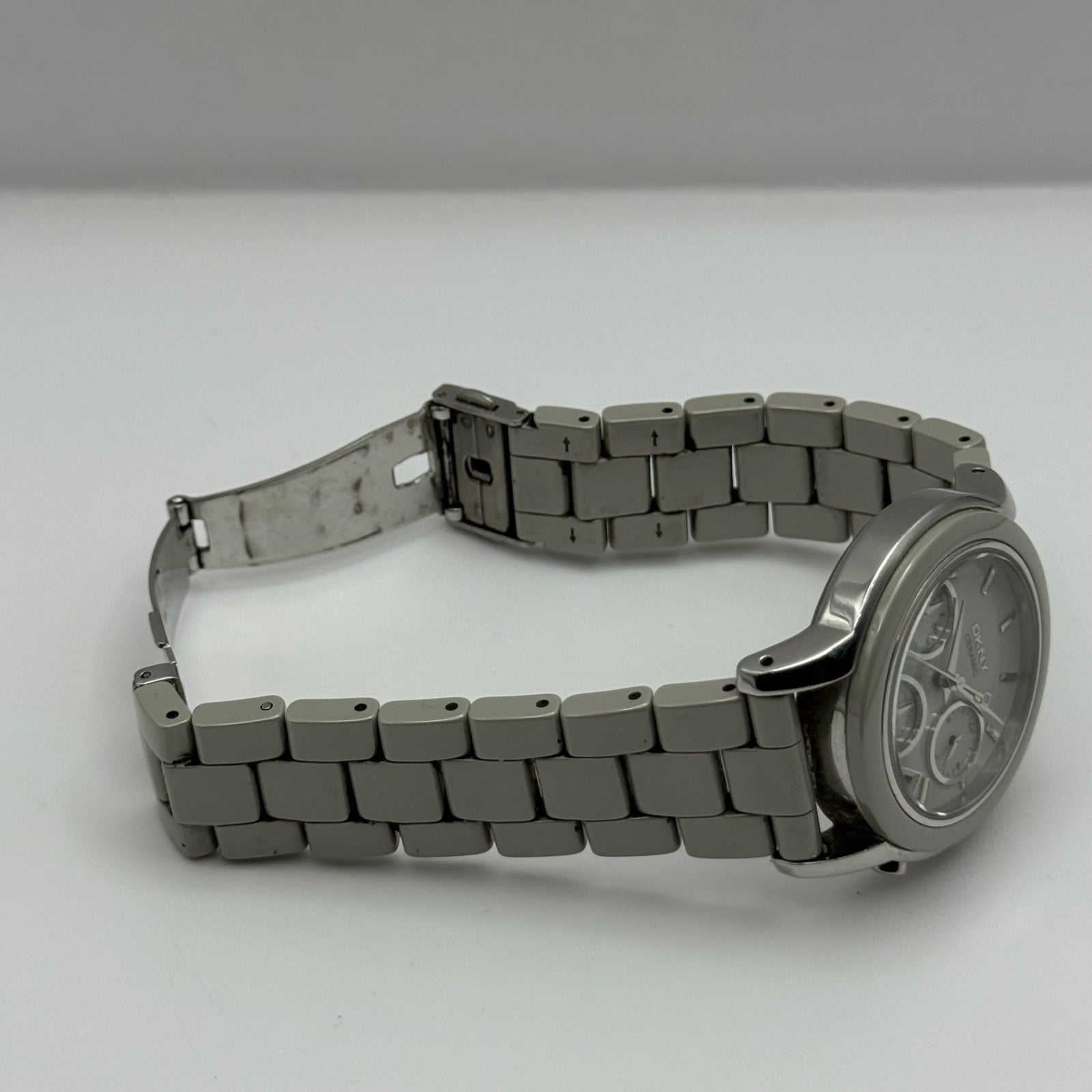 DKNY Ceramic Chronograph Watch Quartz Date Dial 38mm NY-8506 Bracelet Unisex