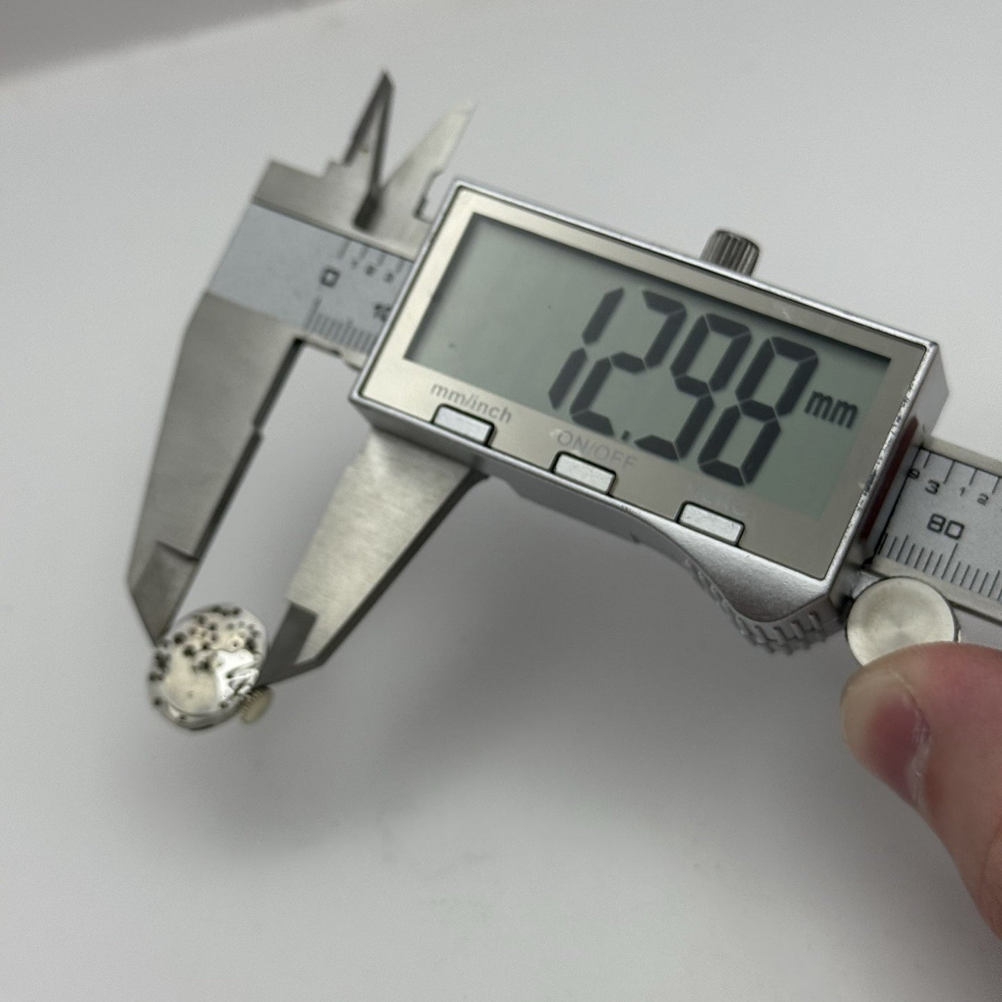 13mm Vintage Ladies Bulova 5AD Manual Wind Swiss Watch Movement PARTS REPAIR