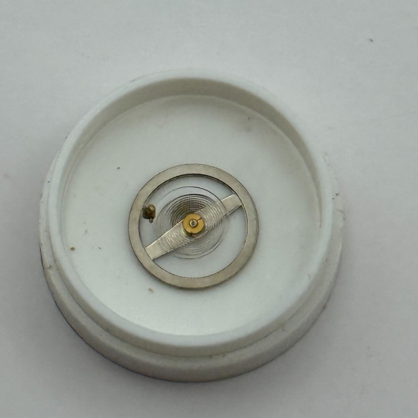 BFG 910 Balance Wheel Complete And Spring  Renata 827 Watch Movement Parts 