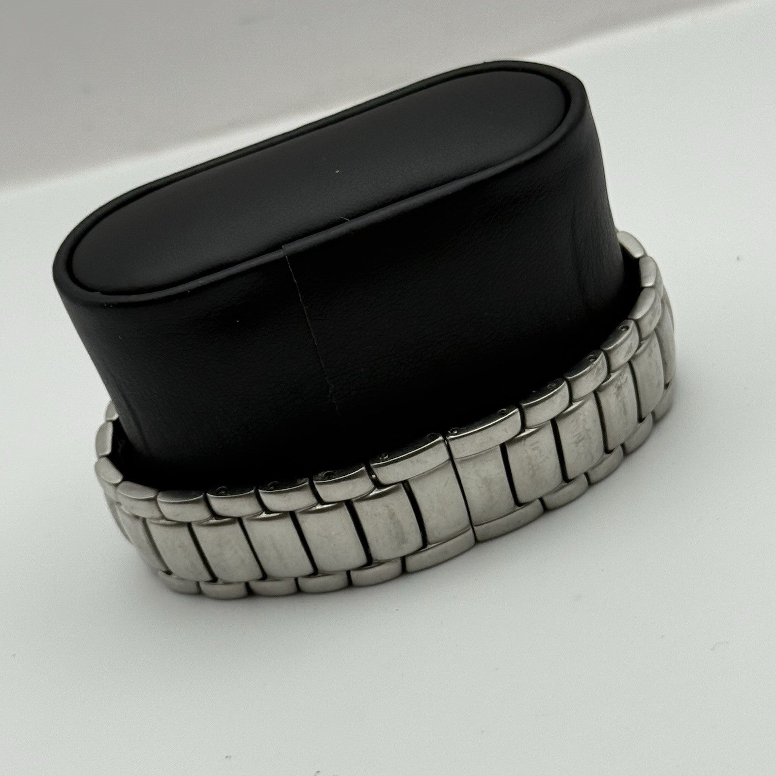 36mm Working Vintage Mens Aston Gerard 261267KM Swiss Date Dial Quartz Watch