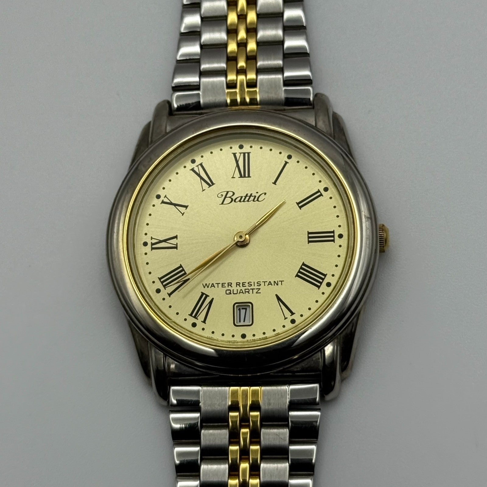 Battic Maruman Unisex Quartz Watch Two Tone Date Dial Gold Silver Working 33mm