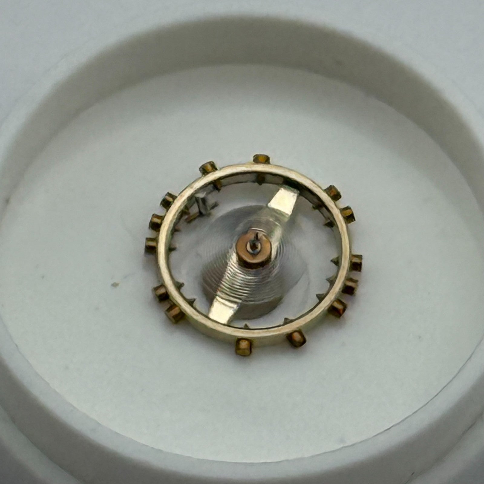 AS 976 1012 Balance Wheel Complete And Spring  532 M Watch Movement Parts NOS