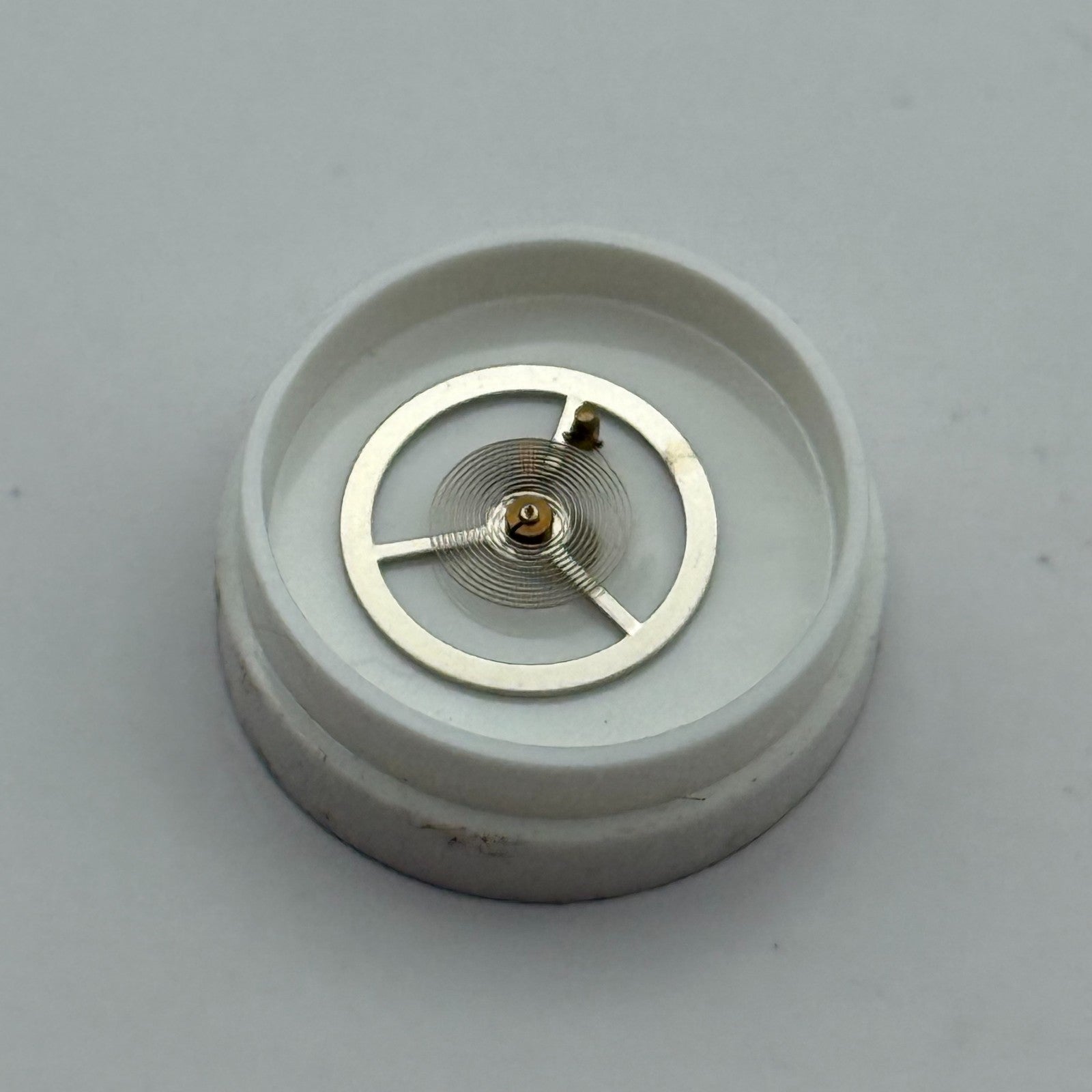 ES 50 Balance Complete a dgt Renata Watch Movement Parts Vintage NOS