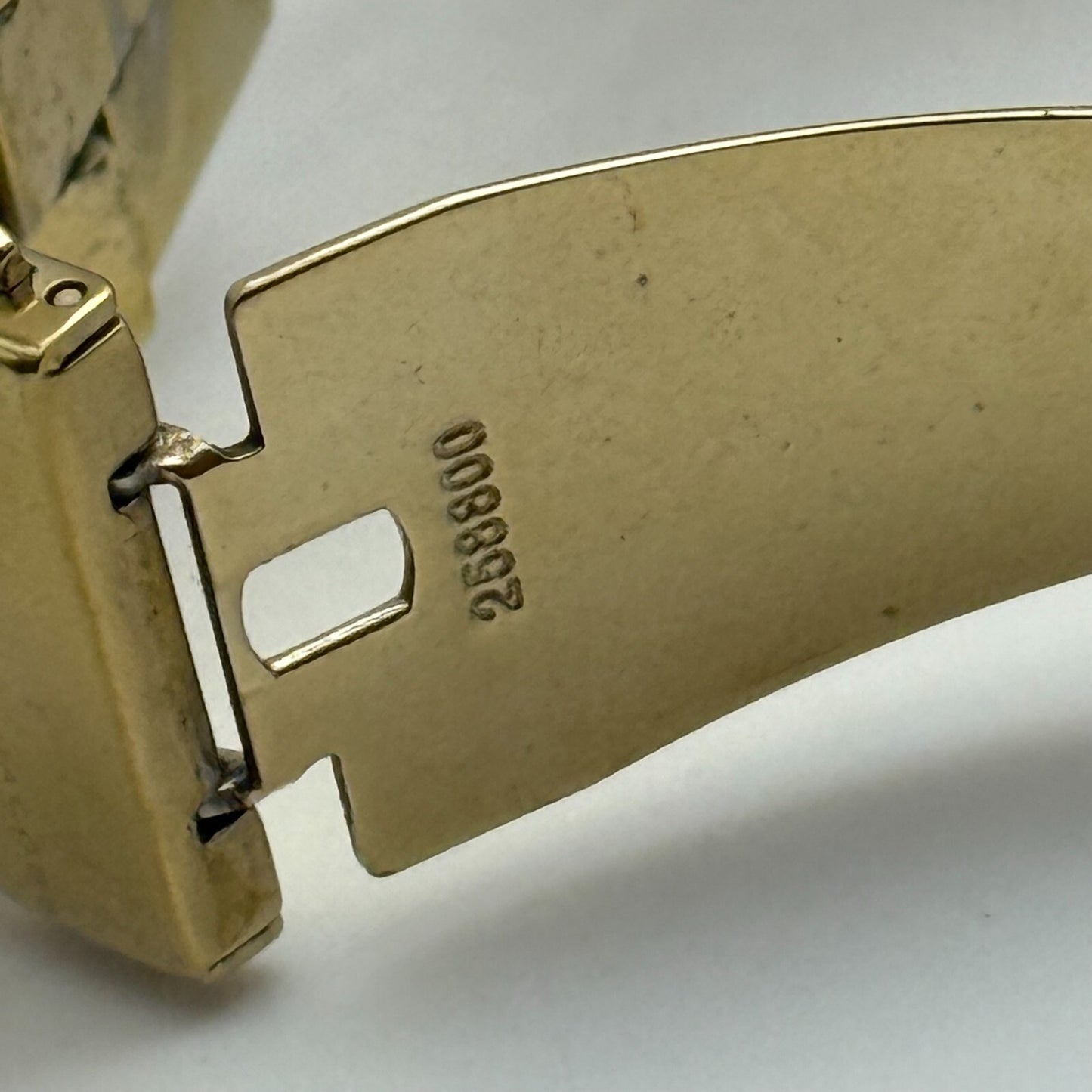 39mm Working Ladies Marc By Marc Jacobs White Date Dial Quartz Watch 5.25 Inches