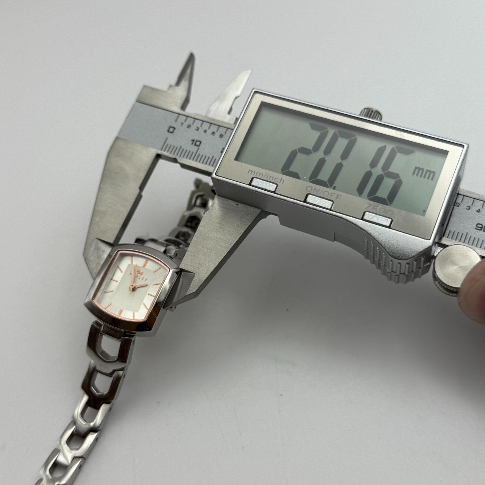 20mm Working Ladies Radley Silver Tone Quartz Panel Bracelet Watch 6 Inches