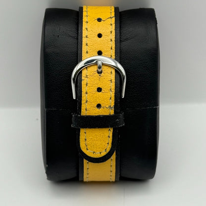 Scene Ladies Quartz Watch Black Dial Yellow Leather Strap Working 32mm