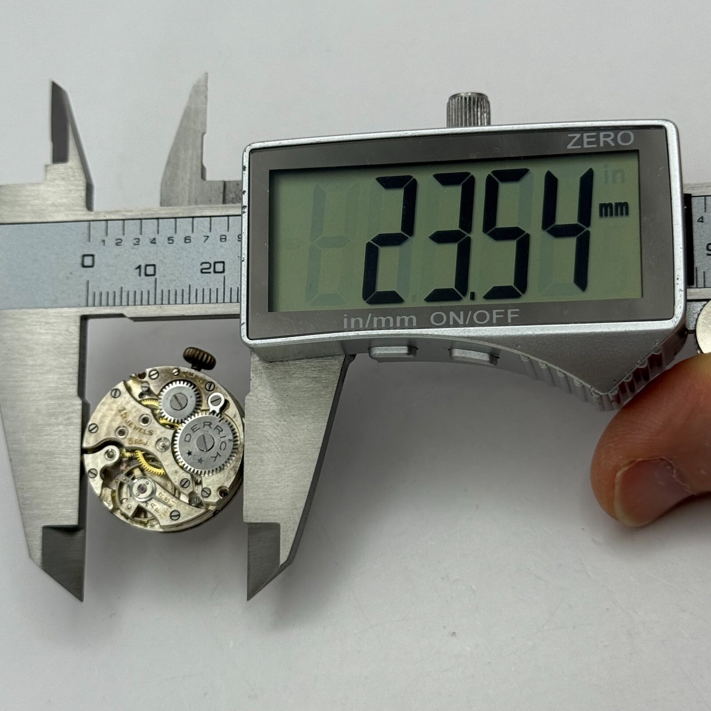 23.5mm Vintage Derrick 15 Jewels Trench Cal 34 Manual Wind Watch Movement PARTS