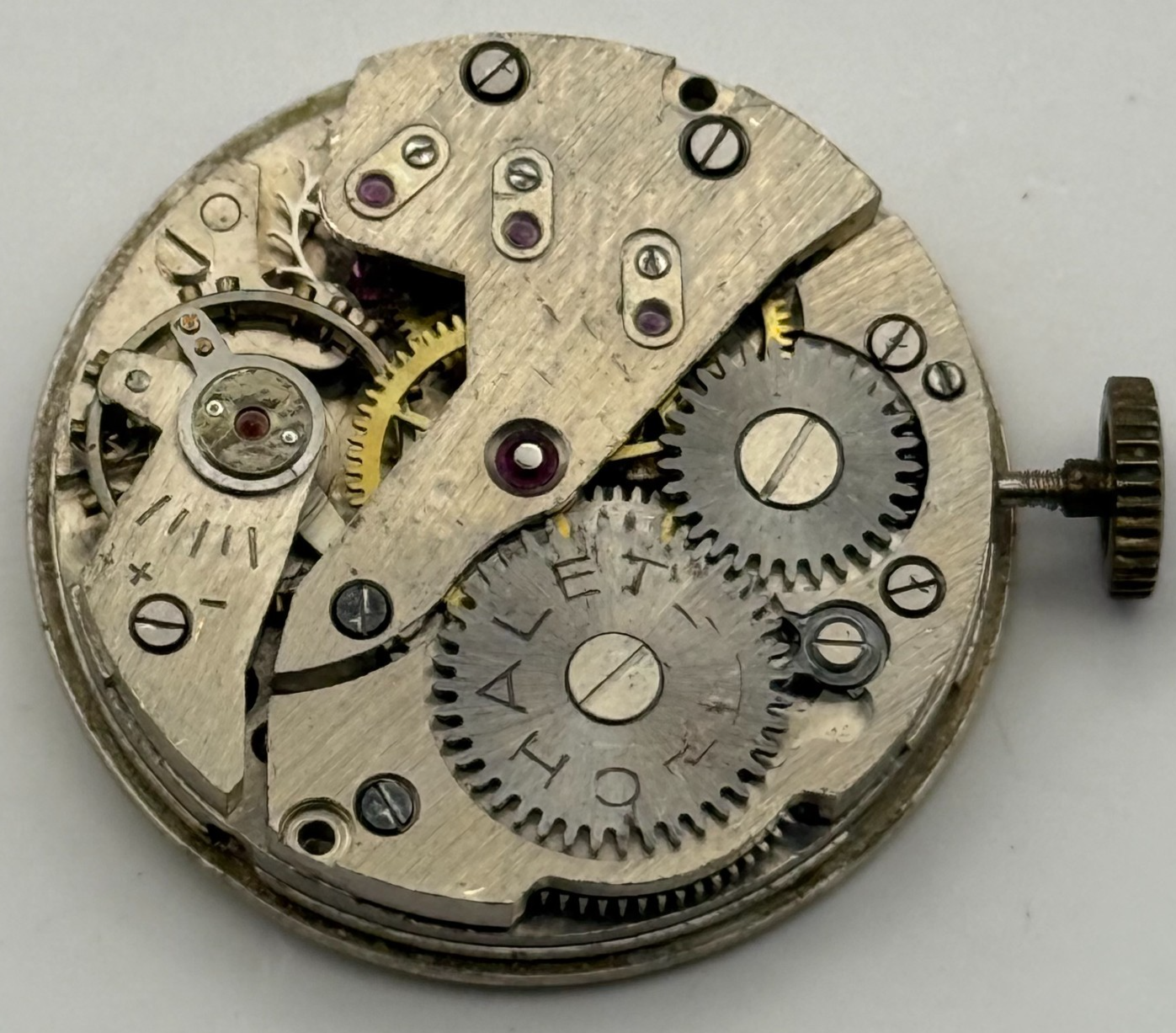 Chalet Gold 21 Jewels Watch Movement Running Manual Wind Vintage Parts 23.3mm