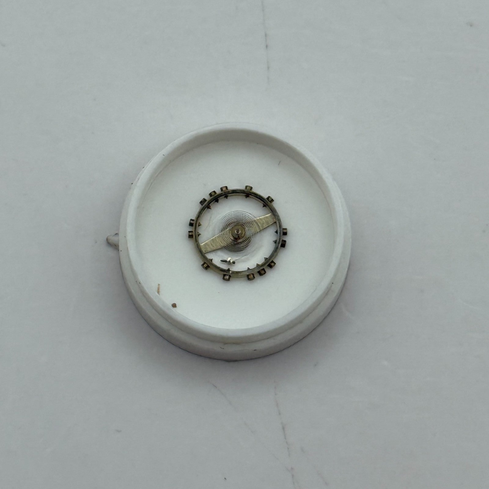 FEF 370 371 Balance Wheel Complete And Spring 176 Watch Movement Parts NOS