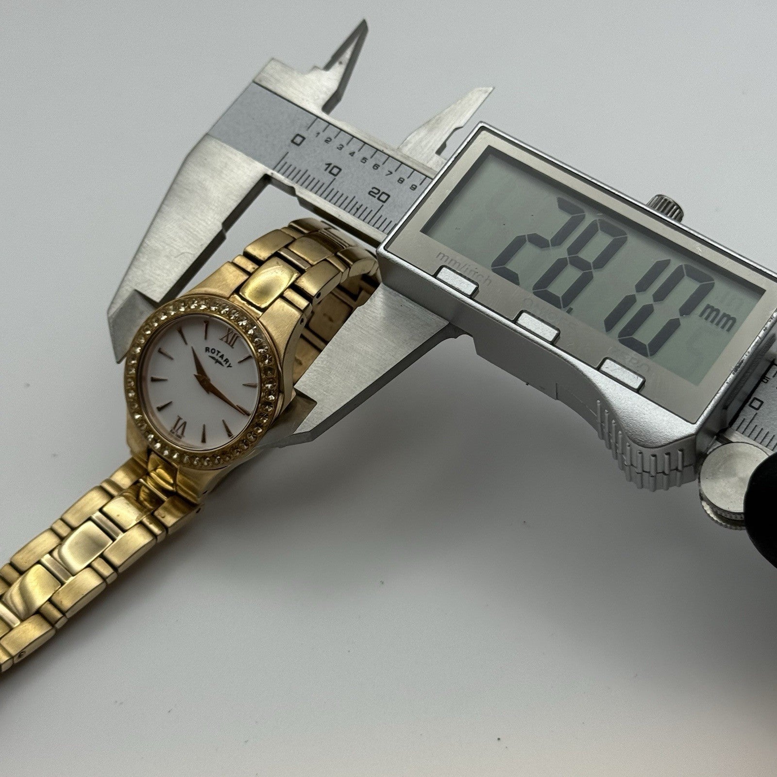 28mm Working Ladies Rotary LB3907 Dolphin Standard Rose Gold Tone Quartz Watch