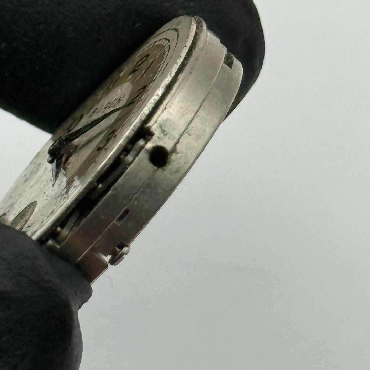 Buren 410 Grand Prix Watch Movement Manual Wind Vintage Parts Repair 23.6mm