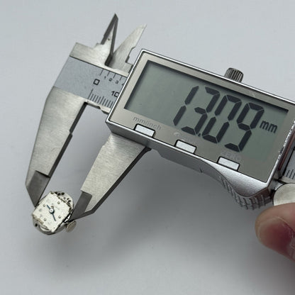 13.1mm Vintage Ladies Bulova 5AD Manual Wind Swiss Watch Movement PARTS REPAIR