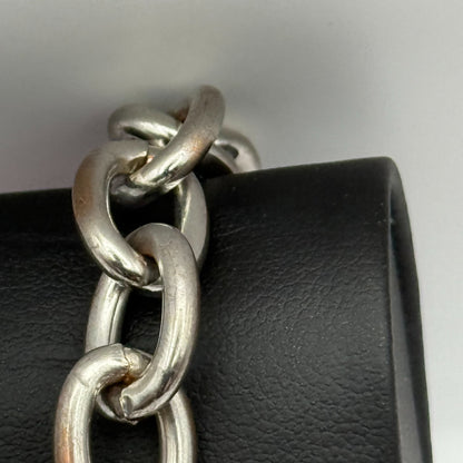 Ladies Quartz Watch Heart Dial Silver Tone Bracelet Stylish Charms Working 28mm