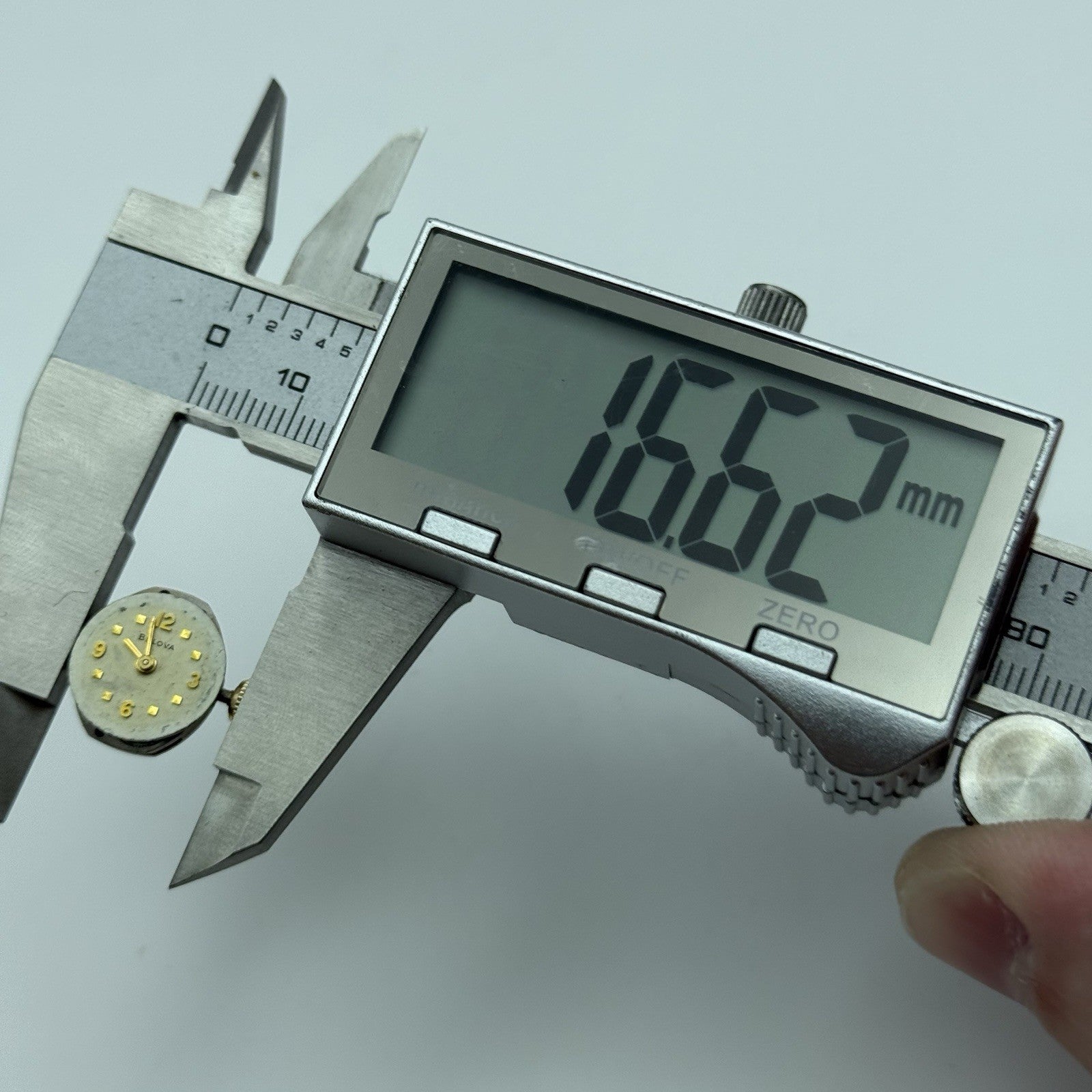 12.9mm Vintage Ladies Bulova 5AD Manual Wind Swiss Watch Movement PARTS REPAIR