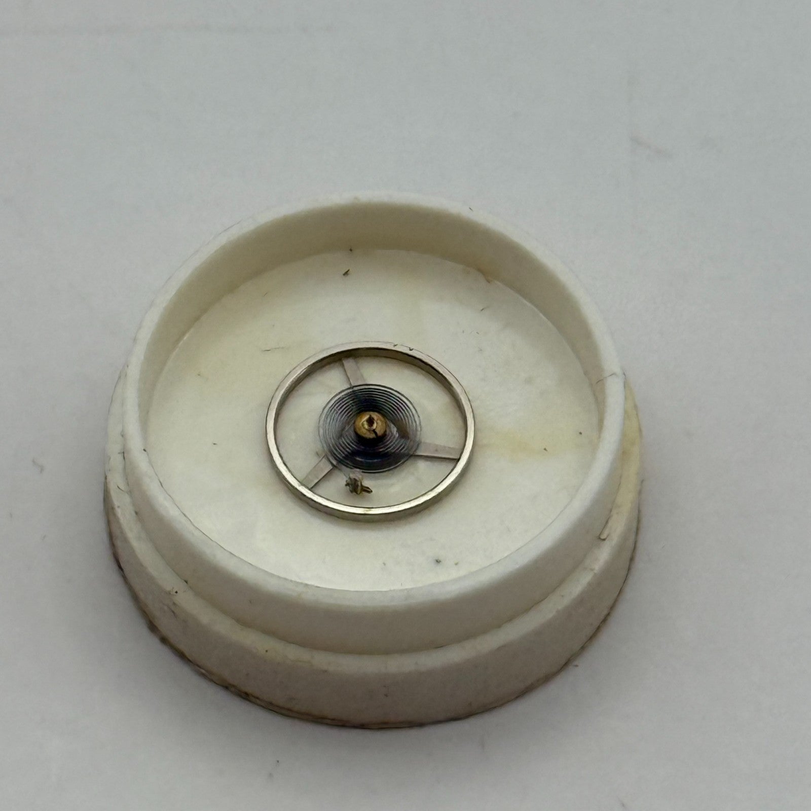 FHF 34-21 Balance Wheel Complete And Spring  1640 M Watch Movement Parts NOS