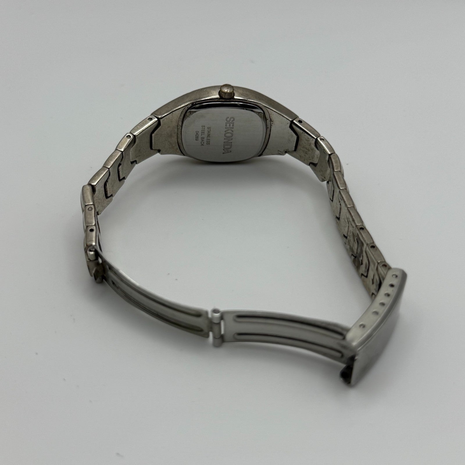 Sekonda Ladies Quartz Watch Purple Dial Silver Tone Bracelet Steel Working 24mm