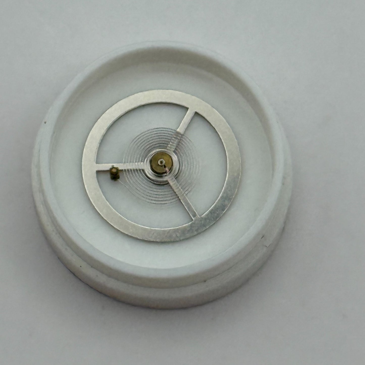 BFG 582 Balance Wheel Complete And Spring 13½’’’ a pl. 1782 Watch Movement Parts