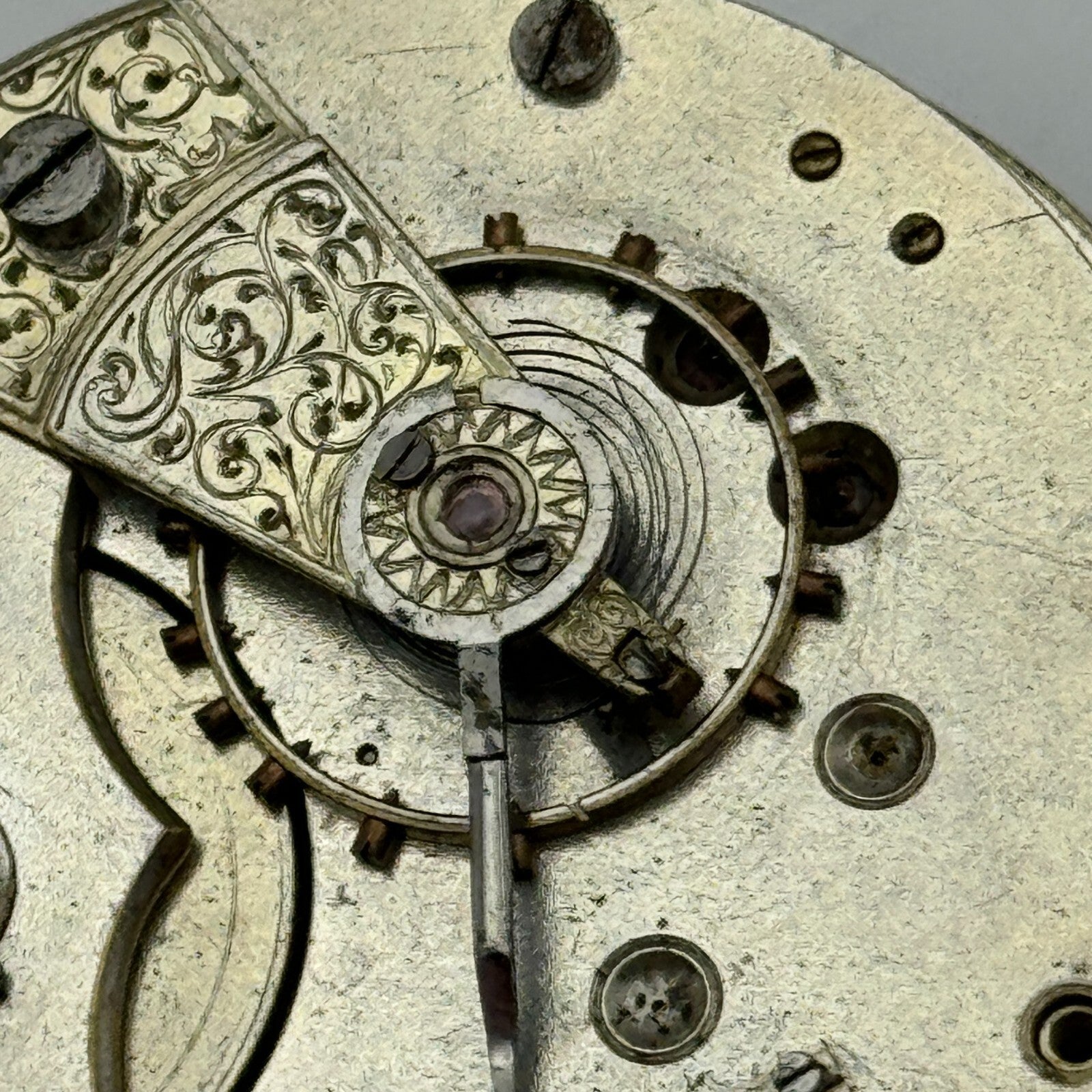 45.7mm Antique H Samuel Fleurier Key Wound Pocket Watch Movement PARTS REPAIR