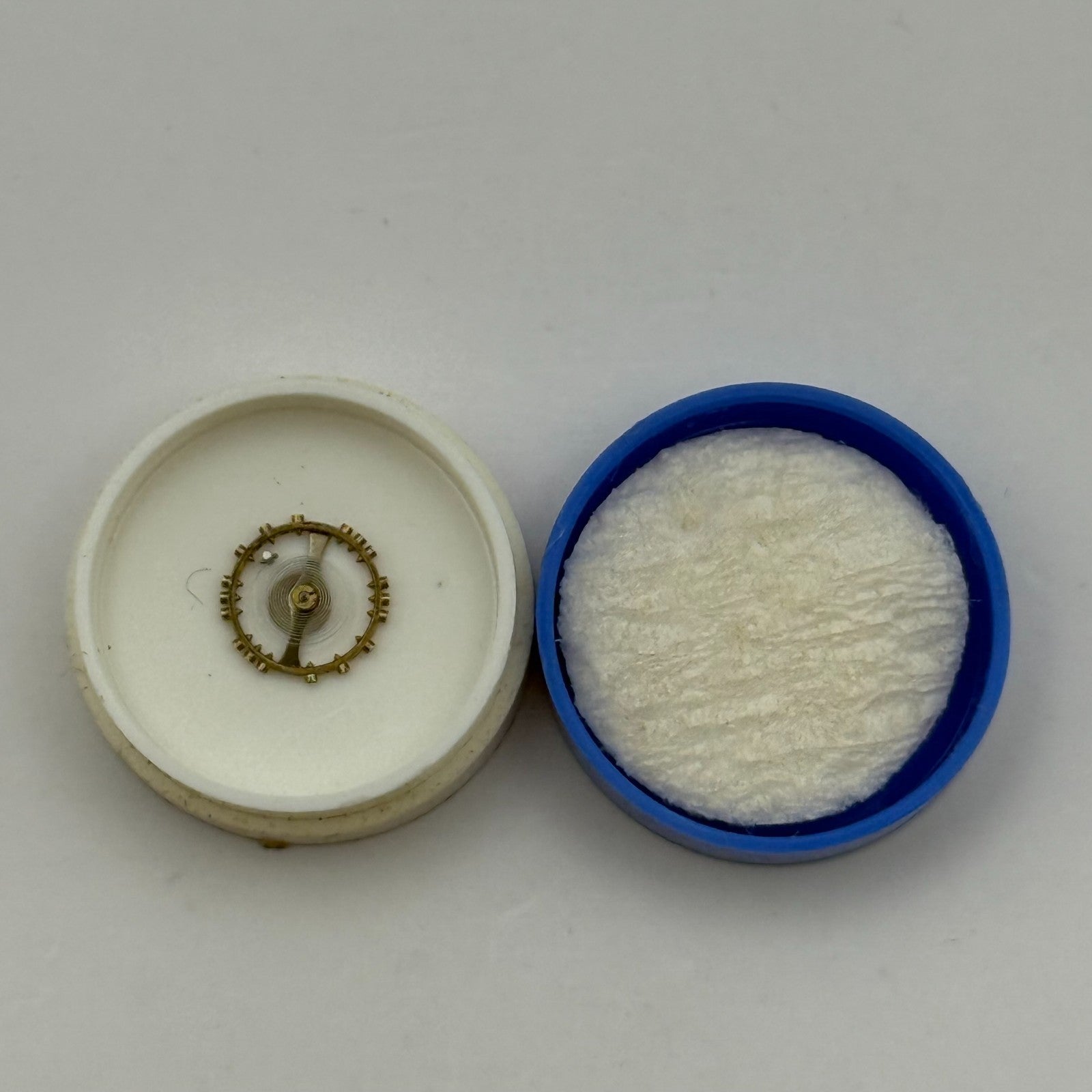 Bulova 5AD Balance Wheel Complete And Spring Renata 624 Watch Movement Parts NOS