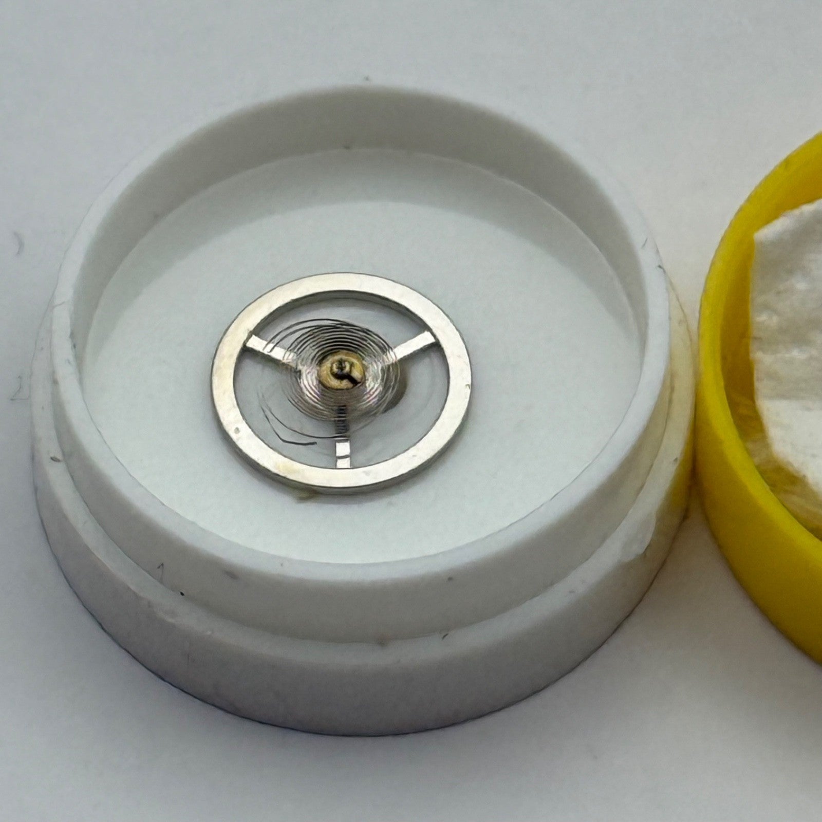 EB 8340 8341 Balance Complete 6 3/4''' Renata 1401 M Watch Movement Parts