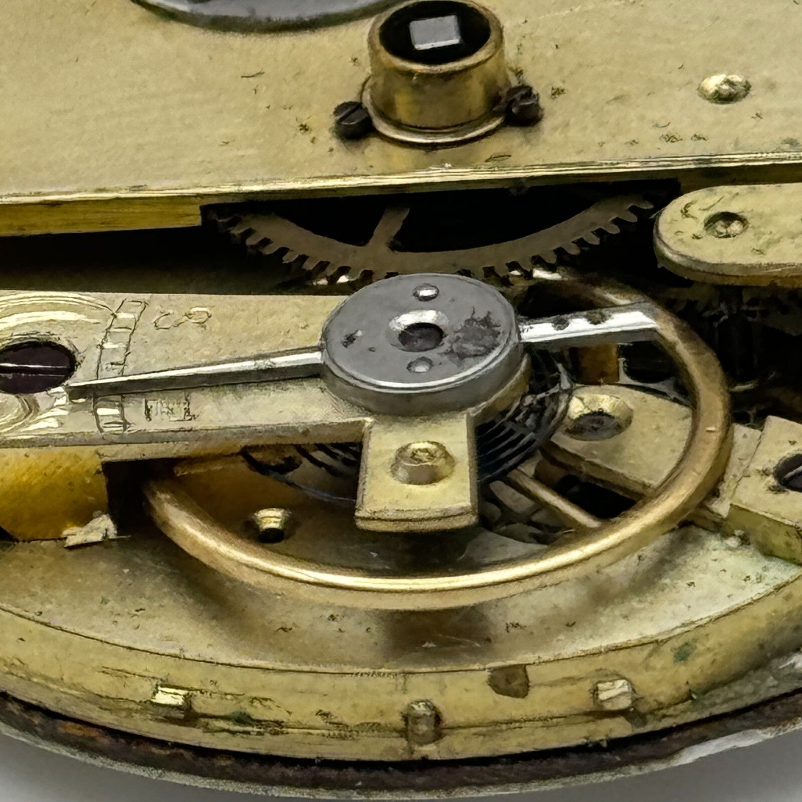 41.8mm Antique Unidentified Key Wound Pocket Watch Movement Dial Hands PARTS