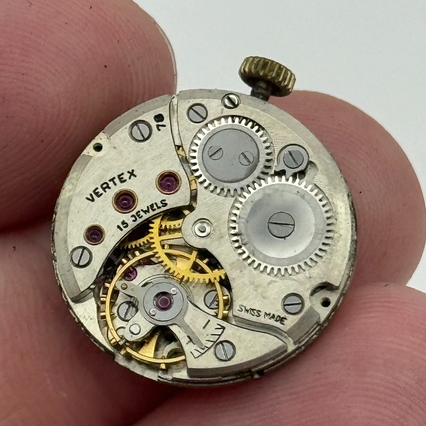 19.7mm Vertex Revue 78 Manual Wind Watch 15 Jewels Movement Swiss Vintage PARTS