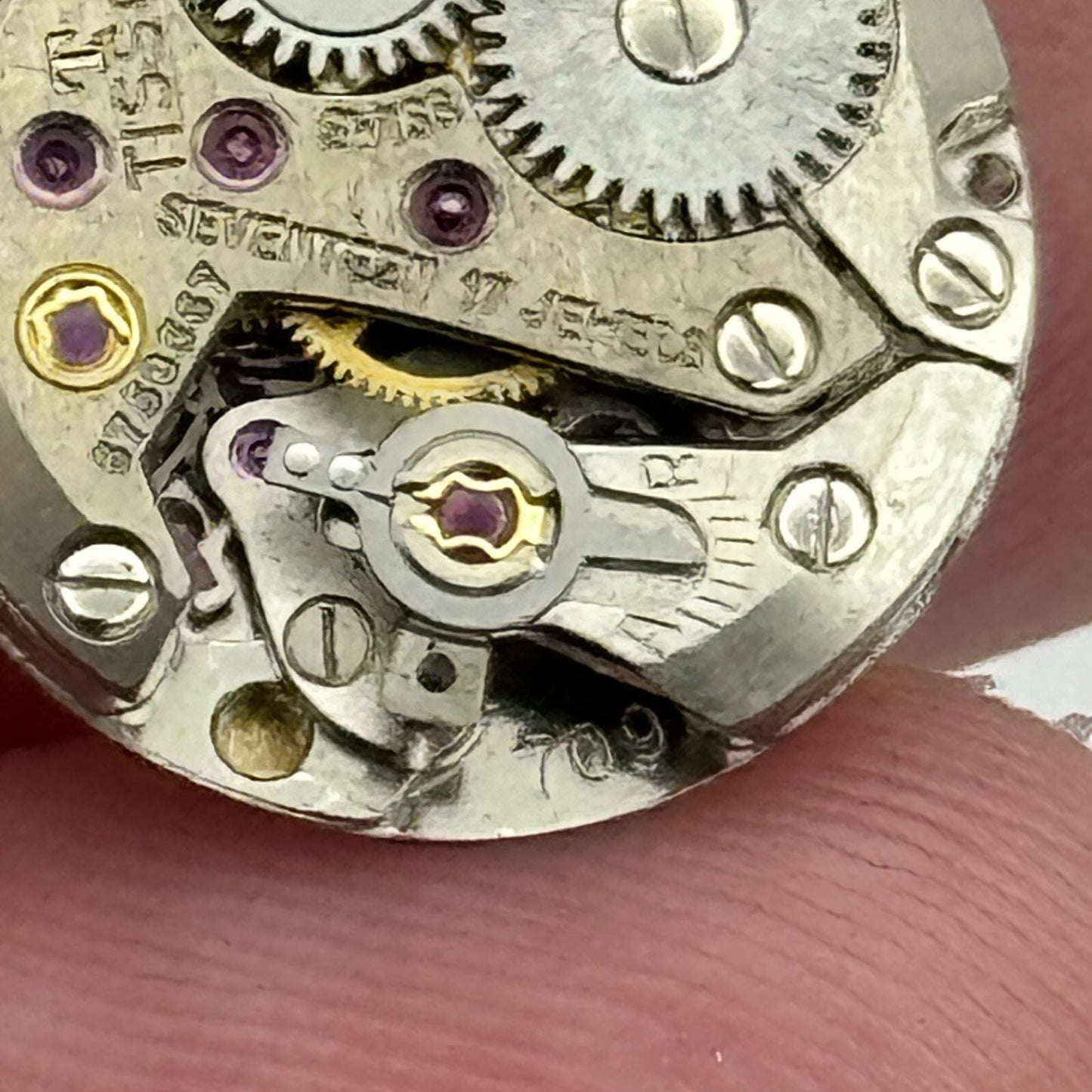 15.5mm Tissot 709 Swiss 17 Jewels Manual Wind Watch Movement Crown Vintage PARTS