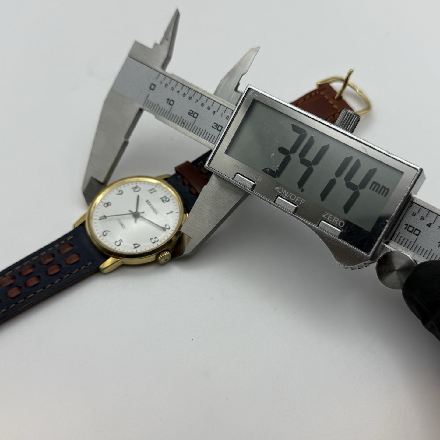 34mm Running Vintage Men’s Sekonda 17 Jewels Manual Wind Watch PARTS REPAIR