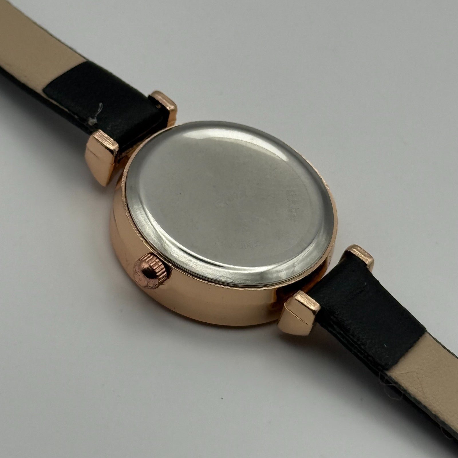 GoGoey Ladies Quartz Watch Mother of Pearl Dial Black Strap Working 24mm