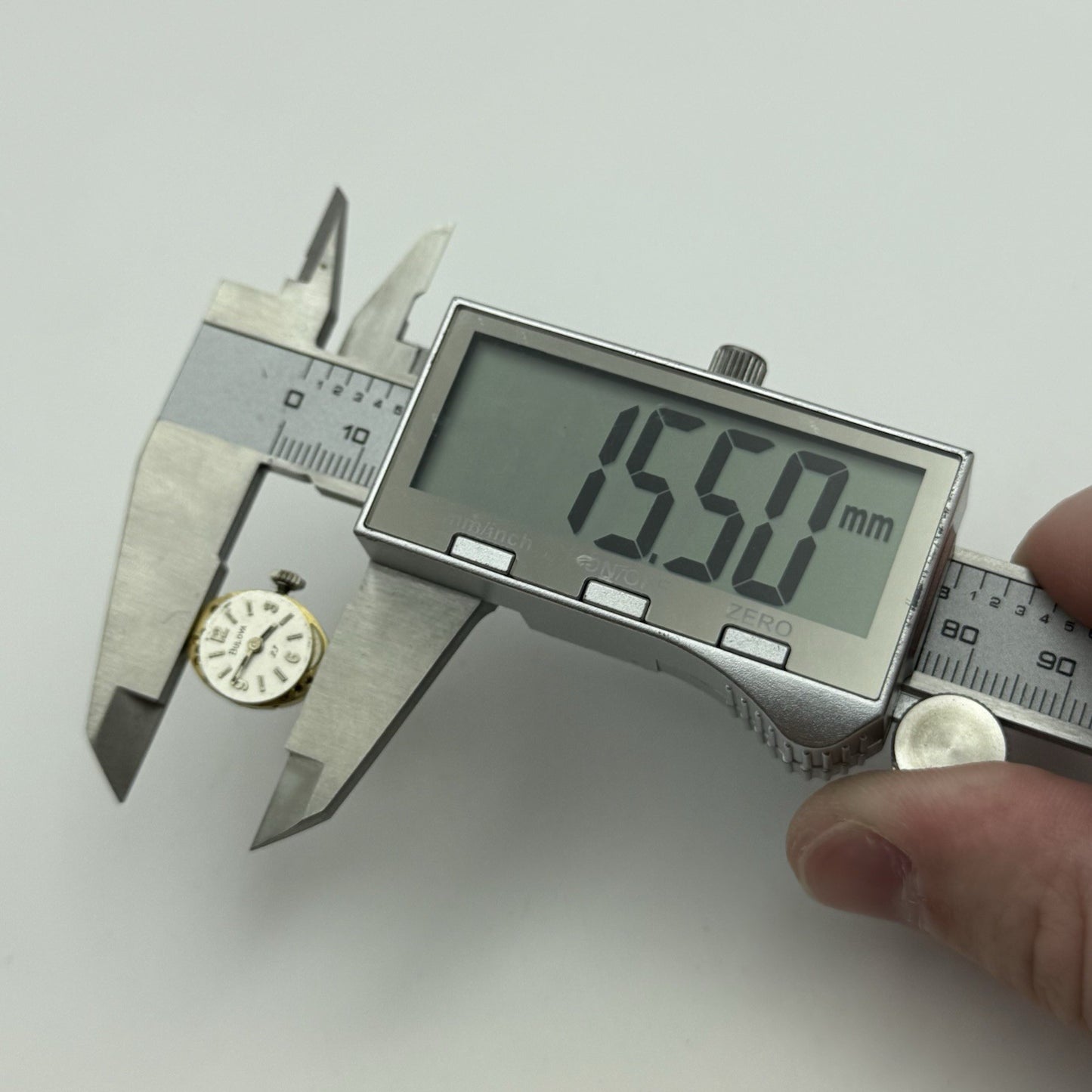 13.1mm Vintage Ladies Bulova 5BD Manual Wind Swiss Watch Movement PARTS REPAIR