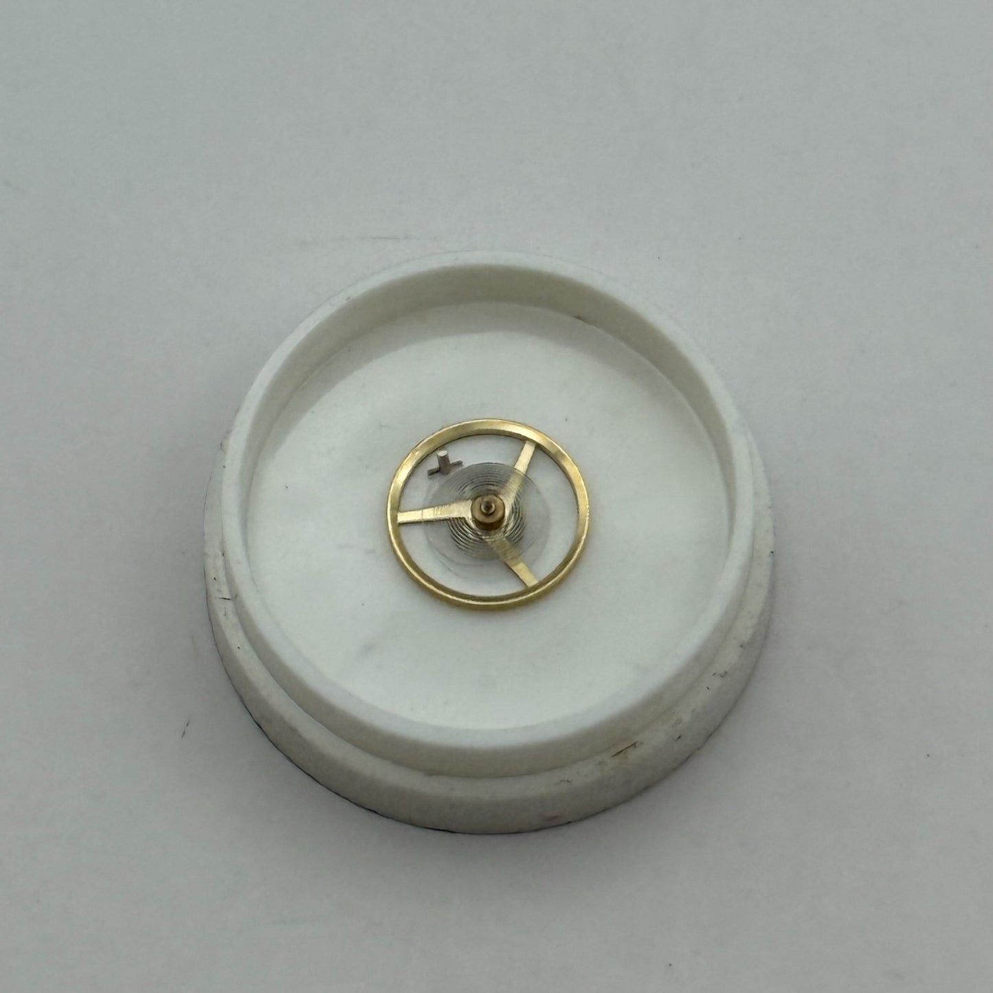 AS 1977 Balance Wheel Complete And Spring 5½’’’ 1740 M Watch Movement Parts 