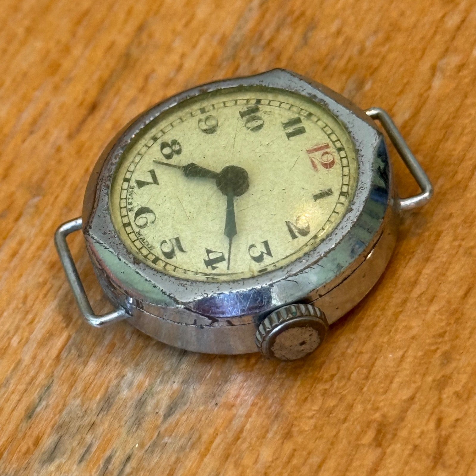 25mm Vintage Trench Style Manual Wind Swiss Made Red 12 Watch PARTS / REPAIR