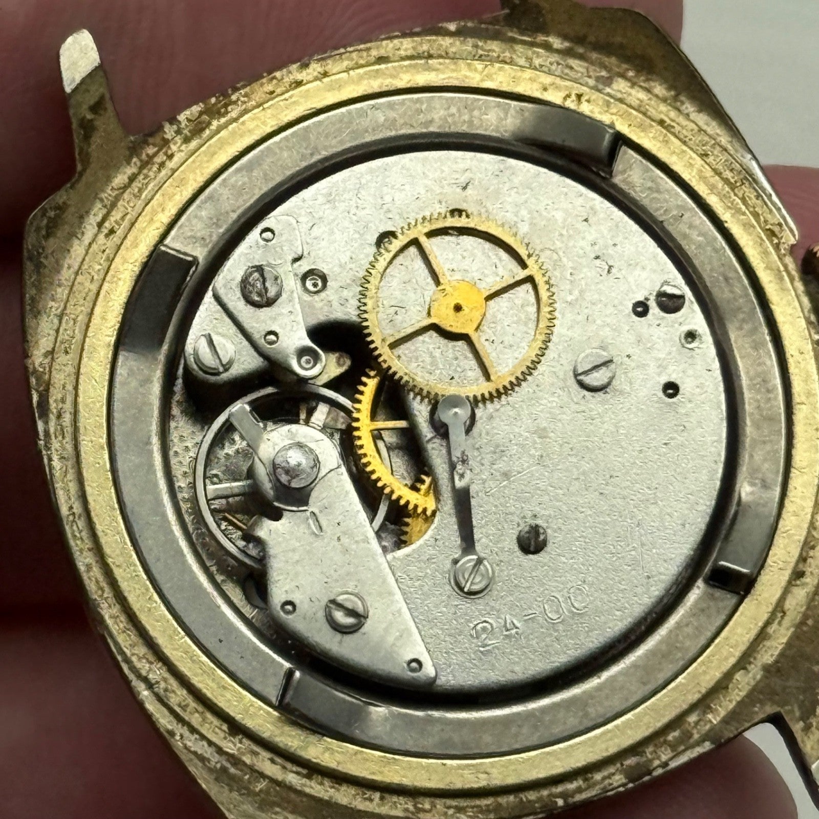 35mm Vintage Ruhla UMF 24-00 Made In GDR Manual Wind Date Watch PARTS / REPAIR