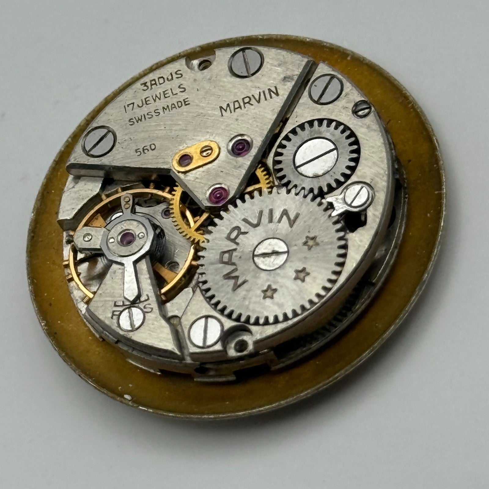 Marvin 560 Watch Movement Manual Wind Vintage Swiss 17 Jewels Parts 23.6mm