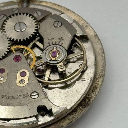 Avia ETA 2391 Watch Movement Manual Wind Vintage Swiss 17 Jewels Parts 25.7mm