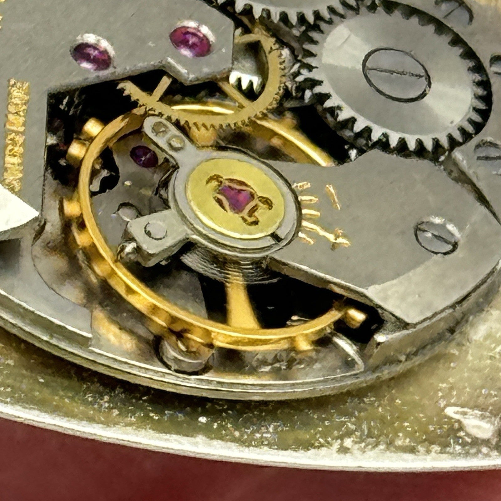 23.6mm Tudor 2422 Good Balance Dial Hands Manual Wind Vintage Watch Movement