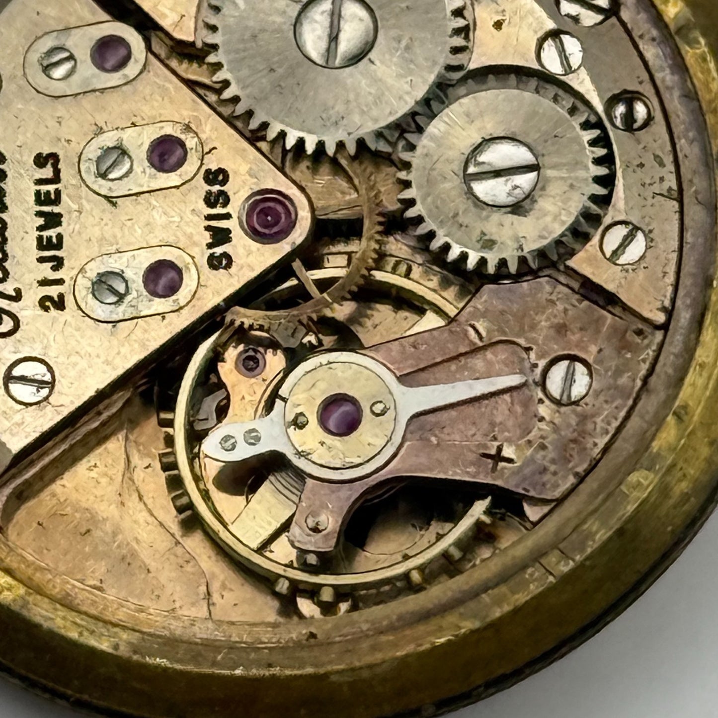 Accurist ETA 2390 Watch Movement Manual Wind Vintage Swiss Parts Repair 29.7mm