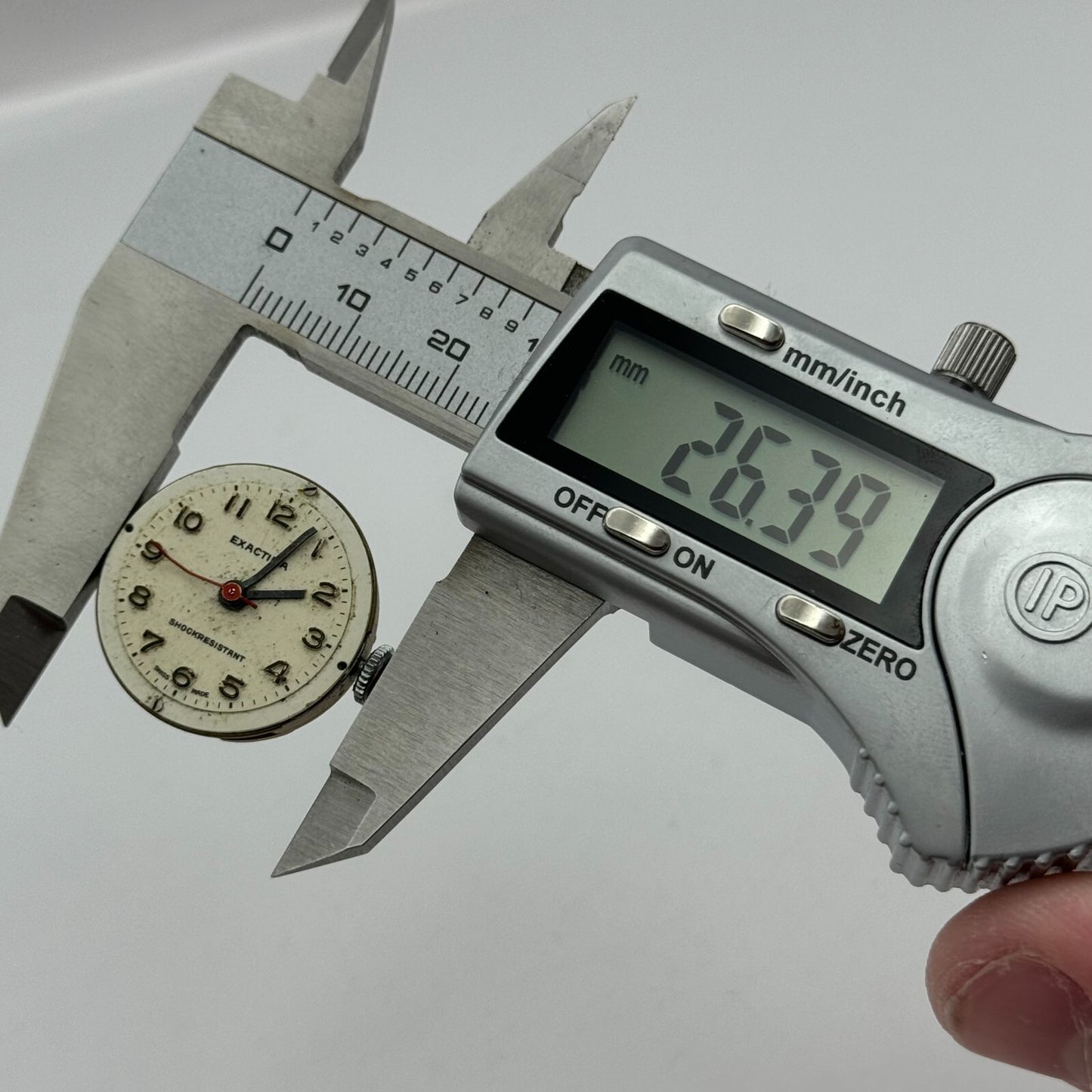 24.2mm R Lapanouse S.A. 1 Jewel Manual Wind Swiss Watch Movement Vintage PARTS