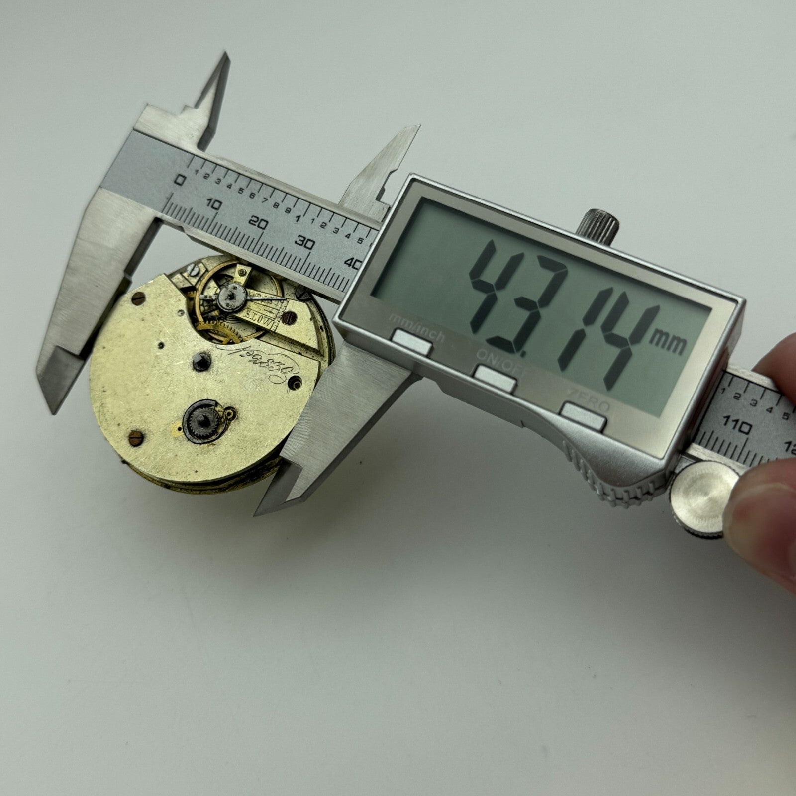 45.5mm Antique Unidentified Key Wound Pocket Watch Movement PARTS REPAIR SPARES